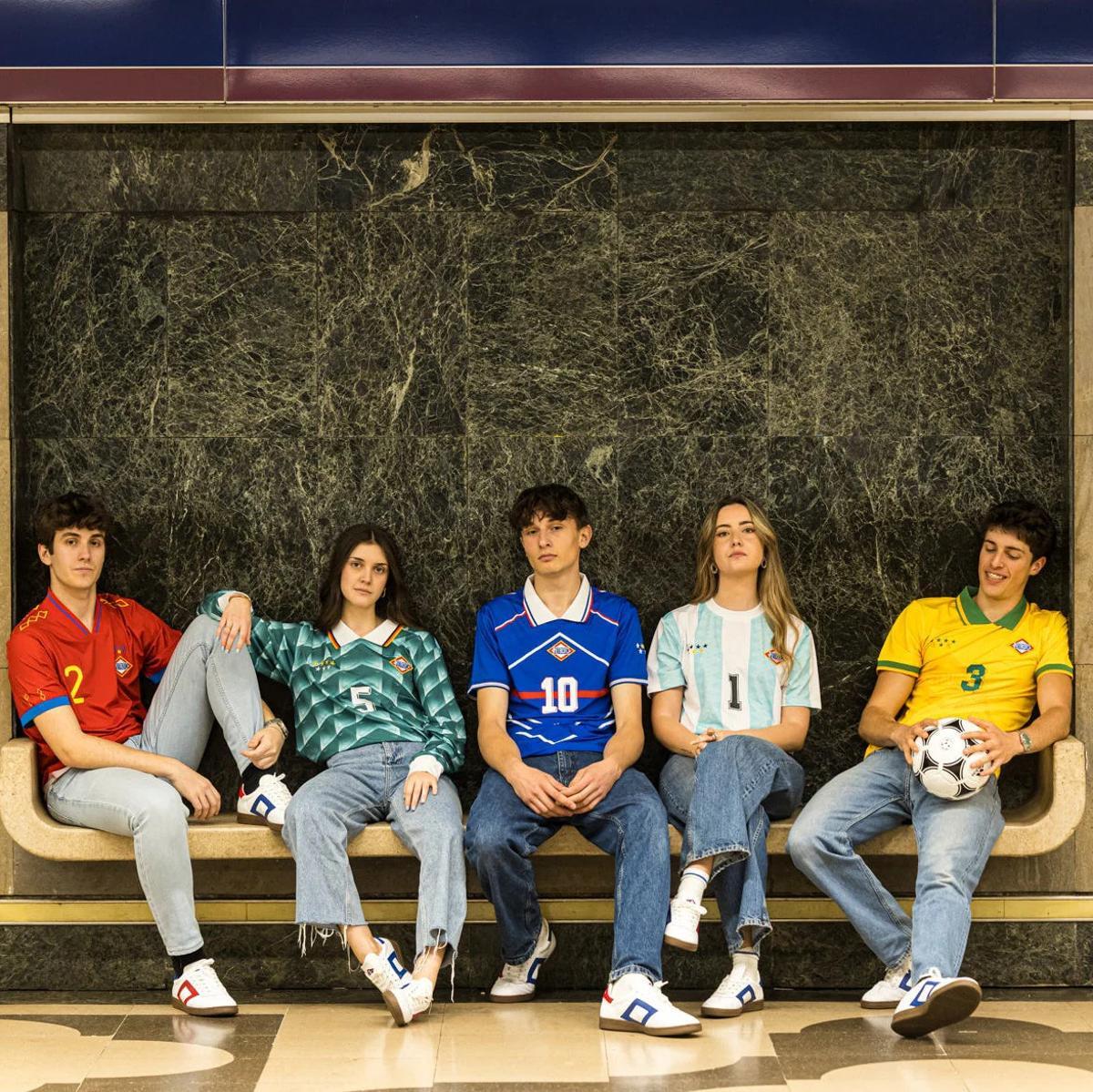 Las camisetas de las Líneas 1, 2, 3, 5, y 10 se podrán adquirir 2x1 durante todo el día