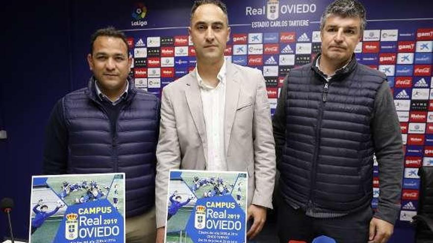 Rergis, Gabriel Piquero y César Martín, ayer en el Tartiere.