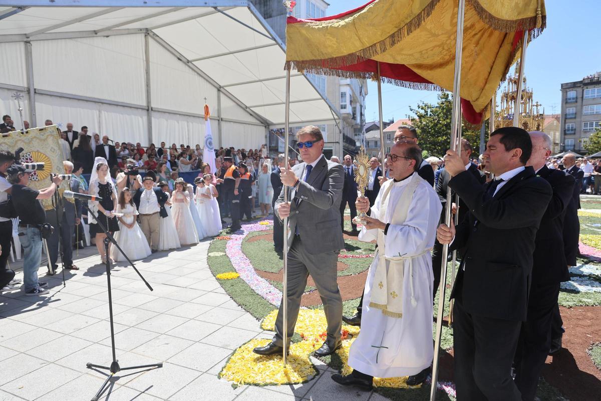 La procesión de Corpus Christi en Ponteareas