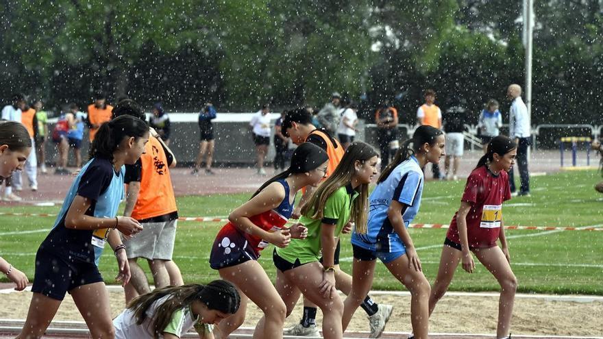 La lluvia obliga a aplazar el XX Campeonato de Atletismo de Ucoerm