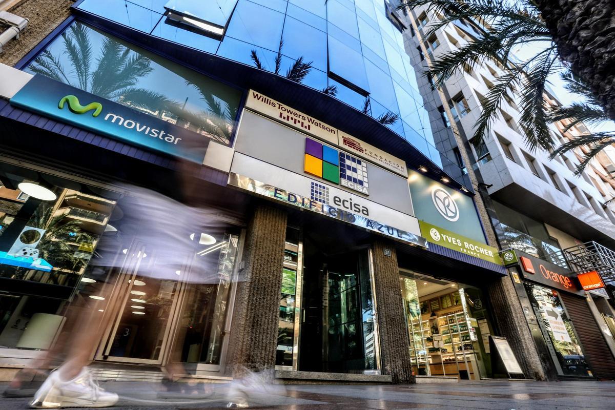 La sede de Ecisa en la avenida de Alfonso el Sabio.