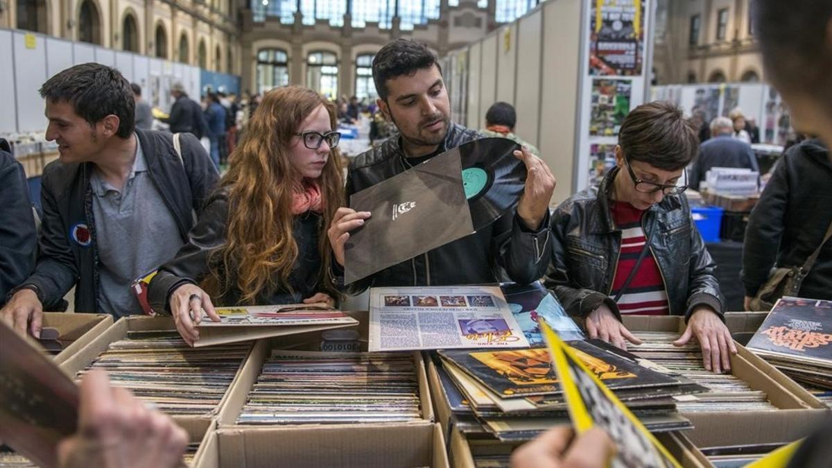 mjibanez33721181 barcelona  30 04 2016 auge del disco de vinilo en 160501174946