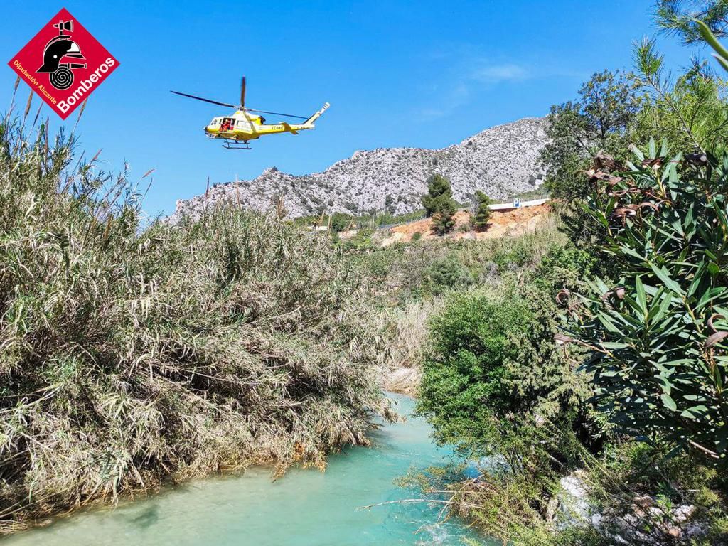 Buscan a un hombre tras caer de la cascada de Bolulla