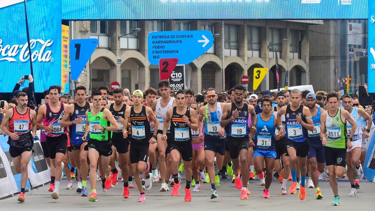 Los participantes de la Coruña10 inician la carrera en 2025.