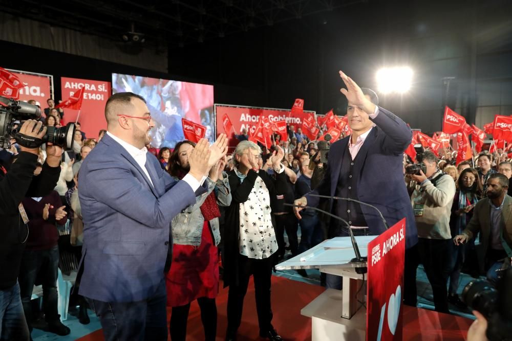 Mitin de Pedro Sánchez en Gijón