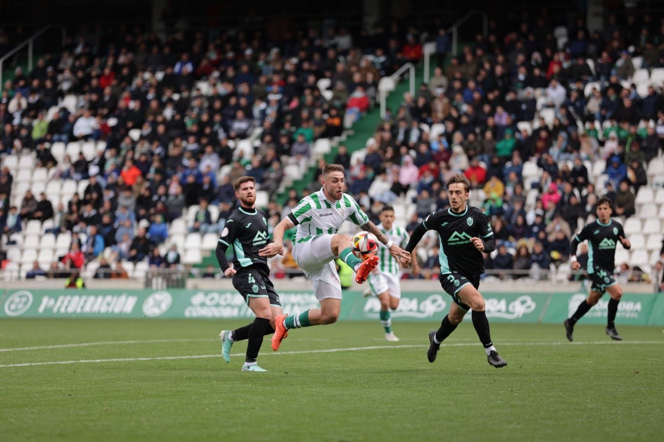 Córdoba CF-Atlético Baleares: las imágenes del partido en El Arcángel