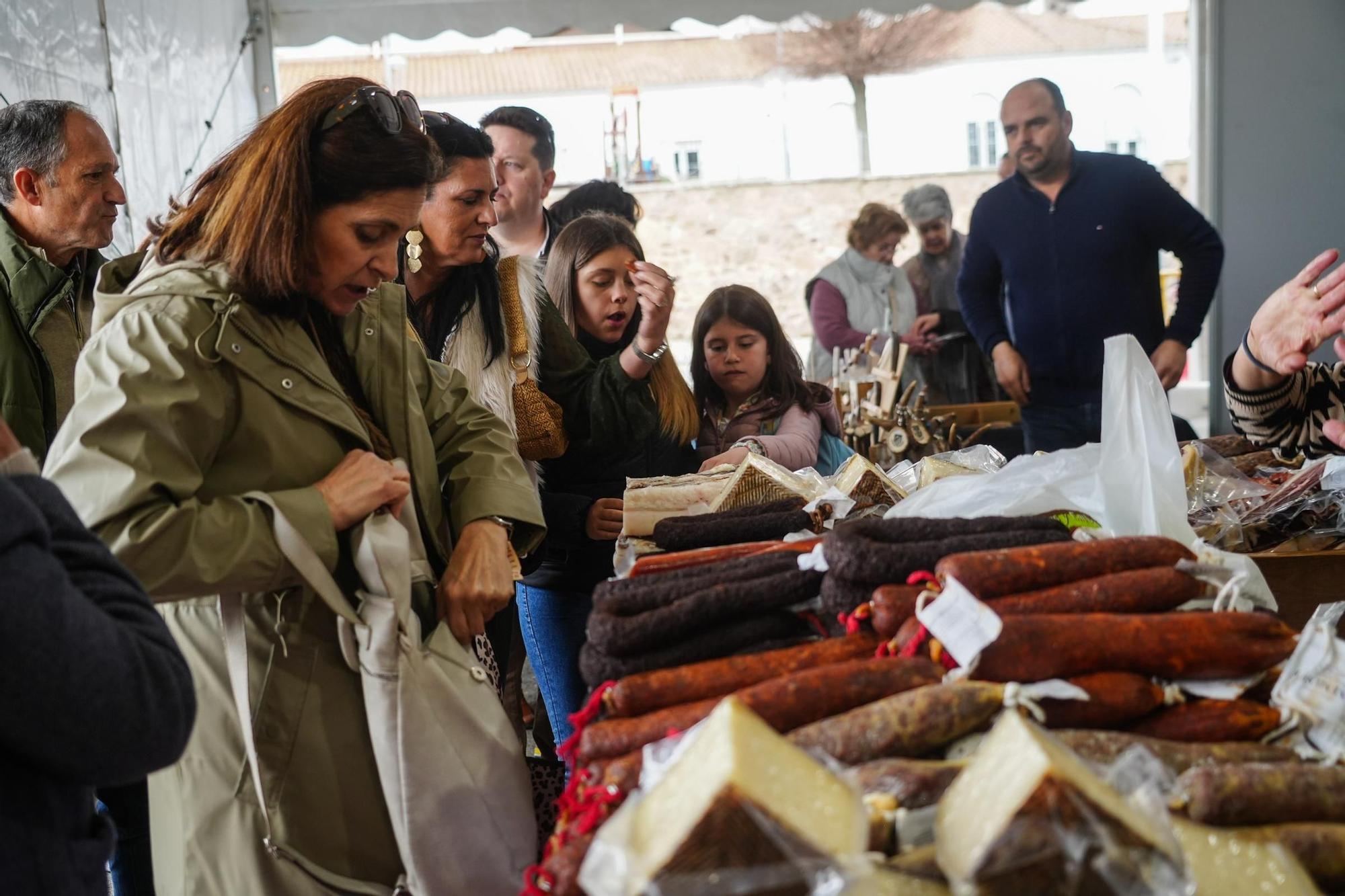 Villanueva de Córdoba revive el ritual de la matanza