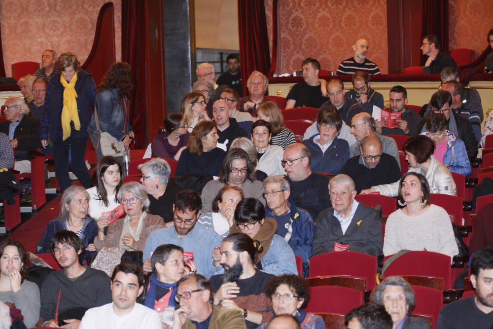 Acte de Guanyem Girona al Teatre Municipal de Girona