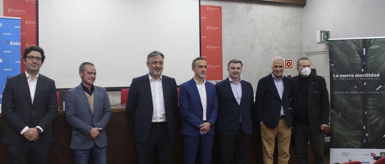 Javier Martínez, Adriano Mones, Cipriano Fernández, Carlos García, Jorge Cienfuegos, Enrique Álvarez-Uría y Pedro Sánchez Lazo. | Víctor Alonso