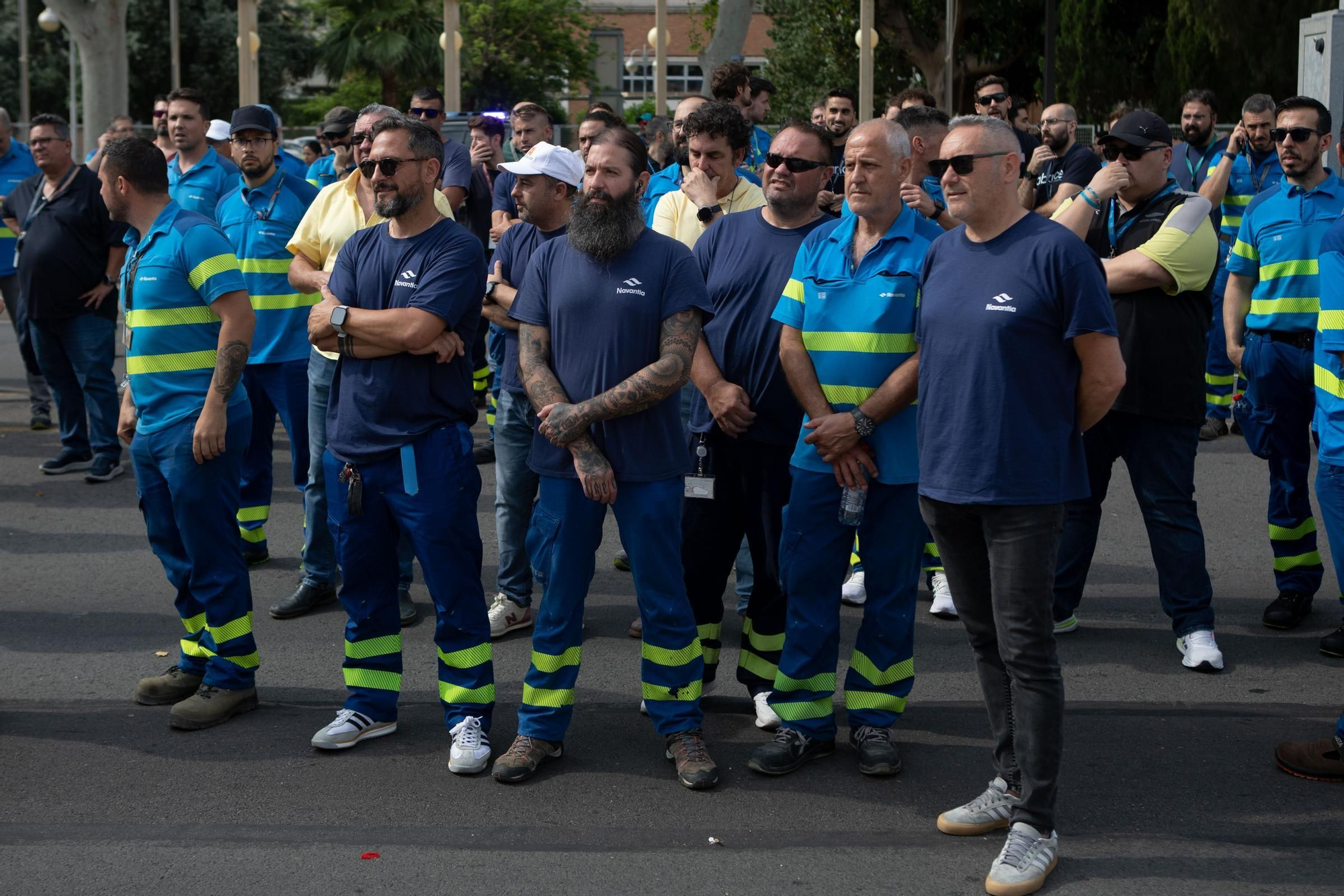 Los trabajadores de Navantia protestan frente a la Asamblea Regional