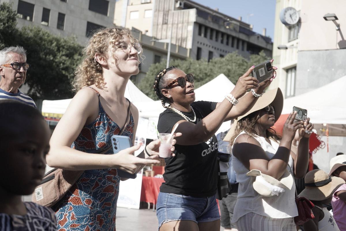 Les imatges de la Festa Intercultural de Manresa, 2026