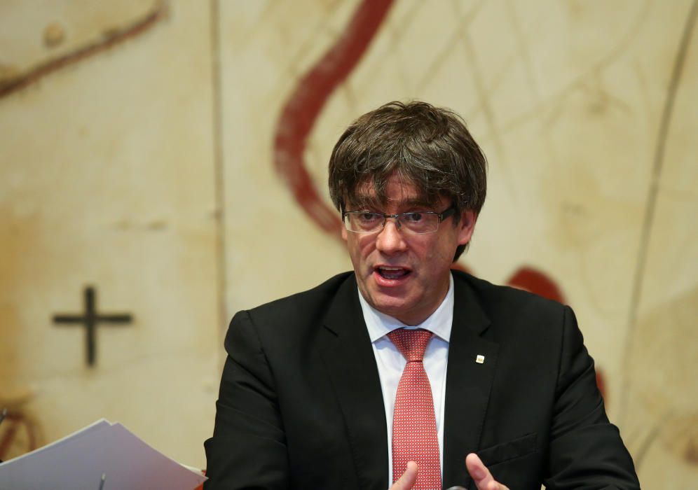 Puigdemont fixa la data i la pregunta del referèndum