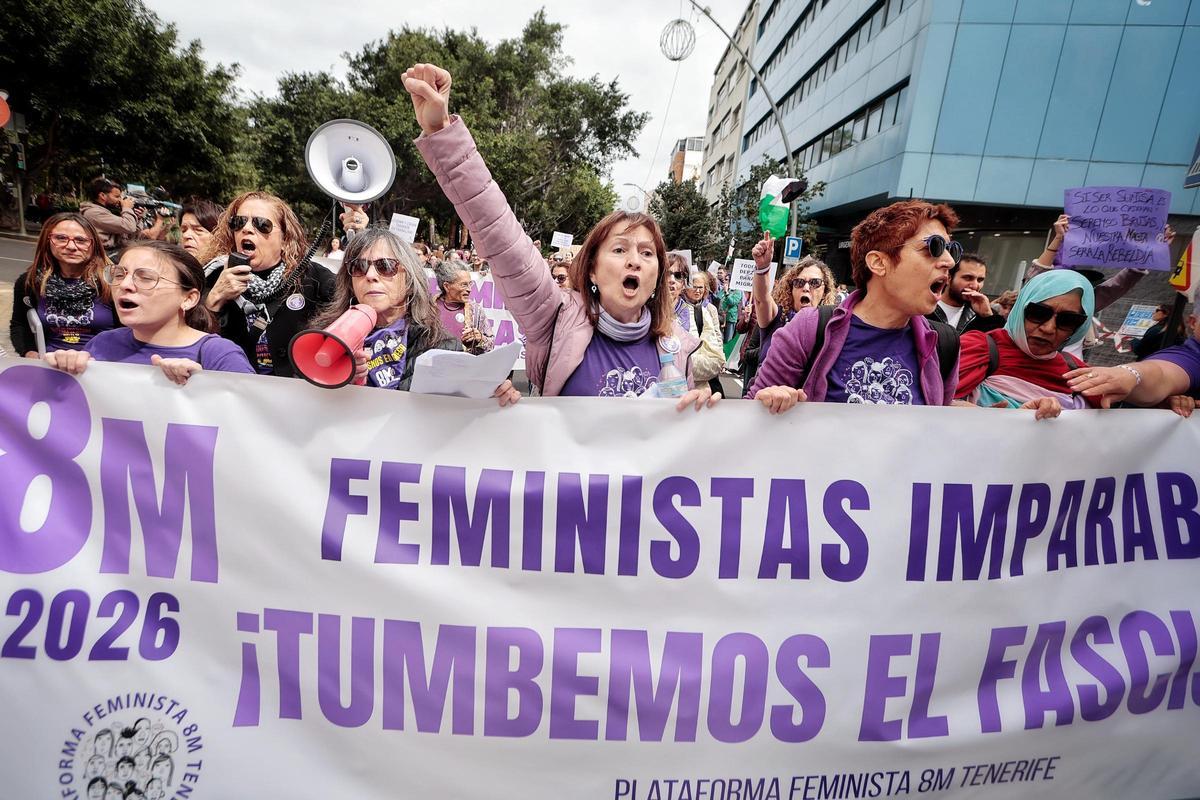 8M en Tenerife: la manifestación del Día de la Mujer, en imágenes