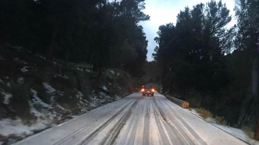 Graupelschauer und Wetter-Warnung auf Mallorca