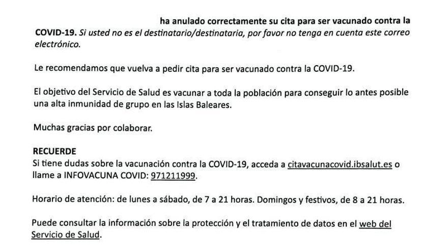 Documento oficial en que se declara no vacunada a una persona que lleva doble dosis.