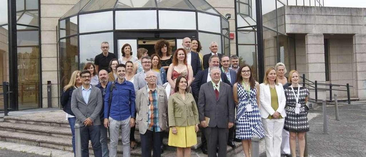 Participantes en la asamblea de la APTE, celebrada ayer en la Tecnópole, San Cibrao. // Jesús Regal