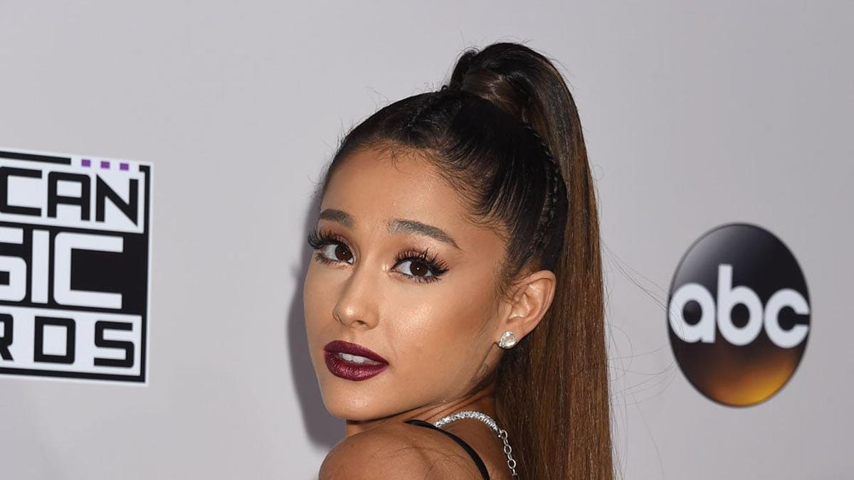 Ariana Grande contesta a un fan machista