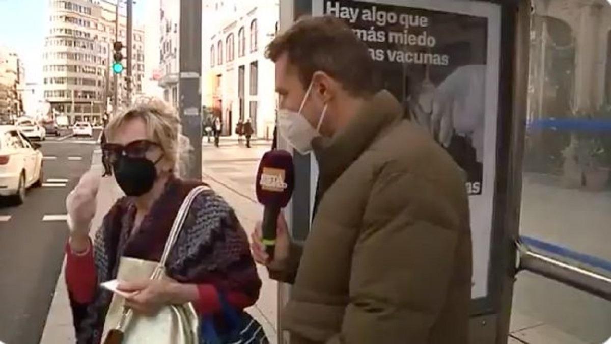 Telemadrid capta una discusión entre dos señoras en la calle