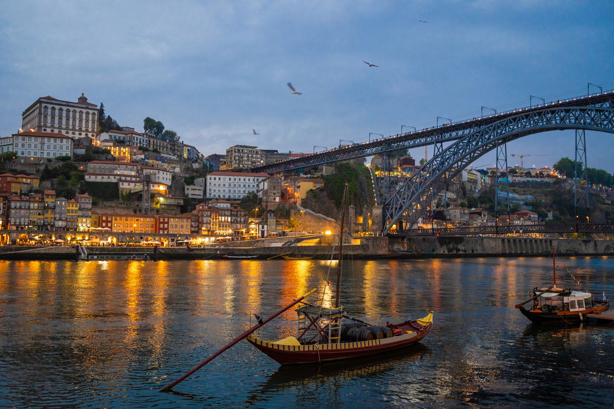 El viaje perfecto para noviembre es a Oporto.