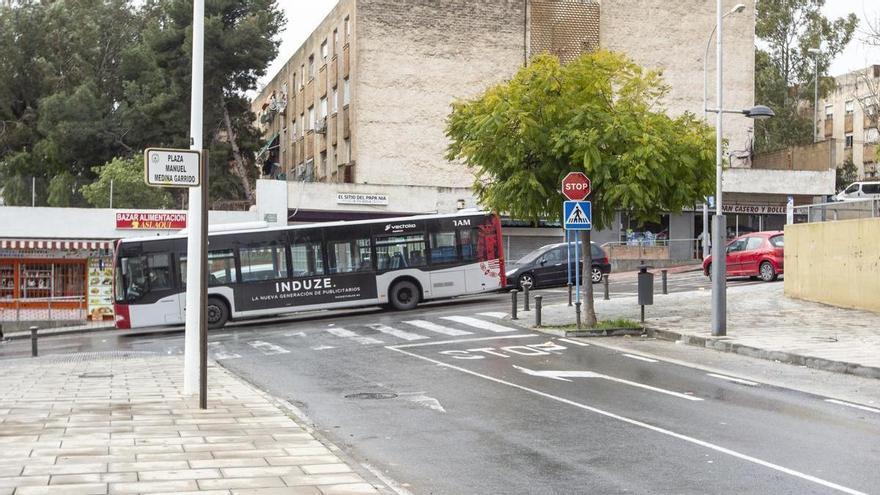 Las líneas de autobús recuperan el sábado el recorrido por Juan XXIII que se suspendió por las reiteradas pedradas tras incrementarse la seguridad