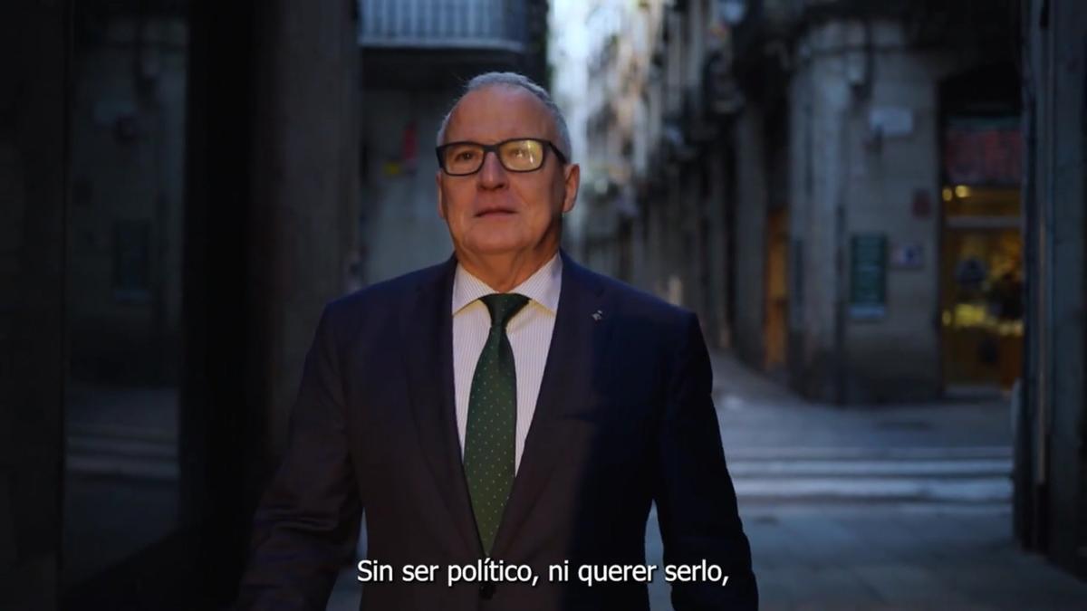 Bou se despide del Ayuntamiento de Barcelona dejando la puerta abierta a volver