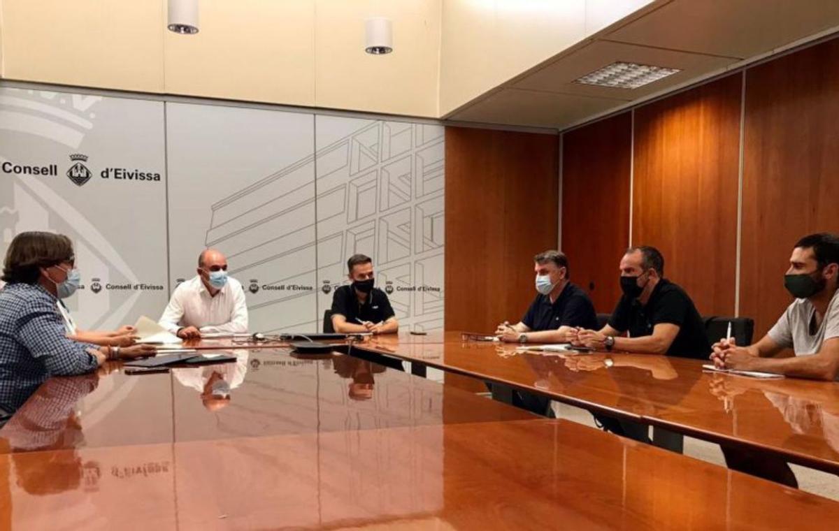 Reunión mantenida con una de las asociaciones en 2021. | CONSELL DE EIVISSA