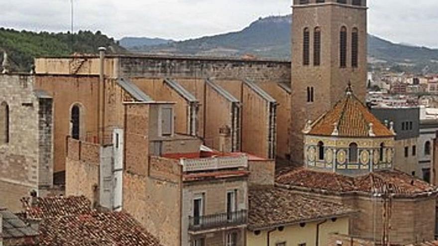 La basílica de Santa Maria, al centre de la ciutat | AJ IGUALADA