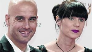 Pep Guardiola i Cristina Serra, a l’alfombra vermella dels premis Bambi, a Berlín, el novembre del 2013.
