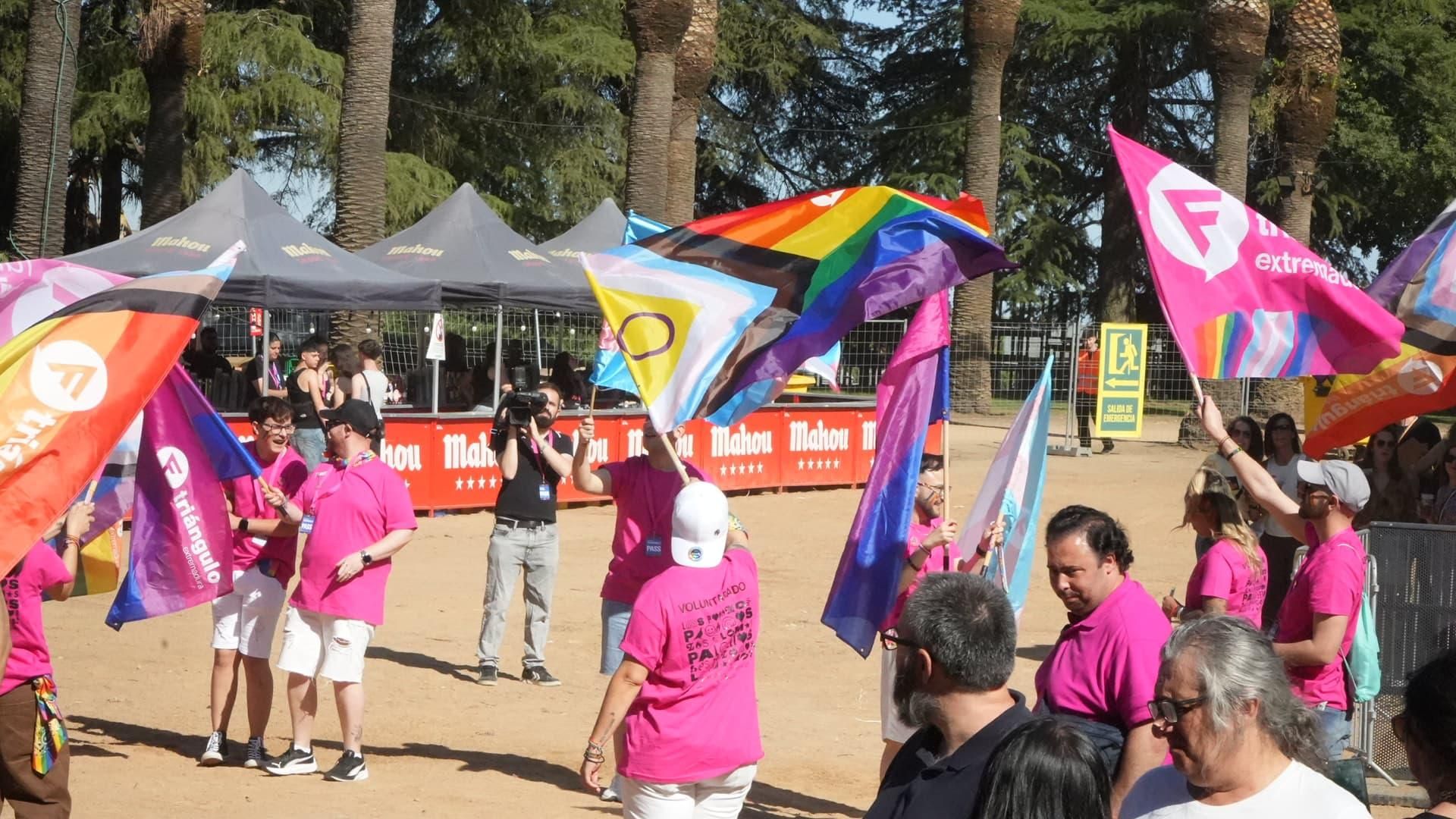 Fotogalería: Apoteosis en el día grande de los Palomos de Badajoz