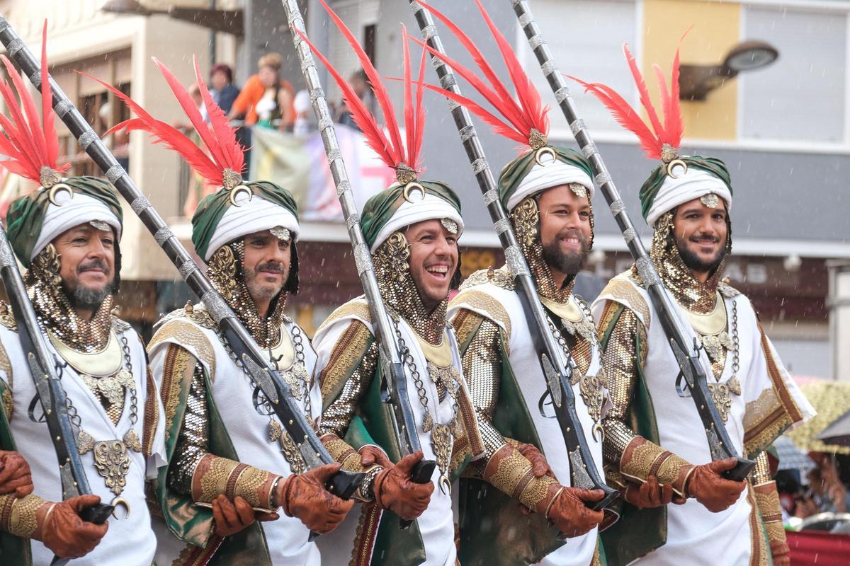 Así ha sido la Entrada Mora de las fiestas de Petrer Así ha sido la Entrada Mora de las fiestas de Petrer