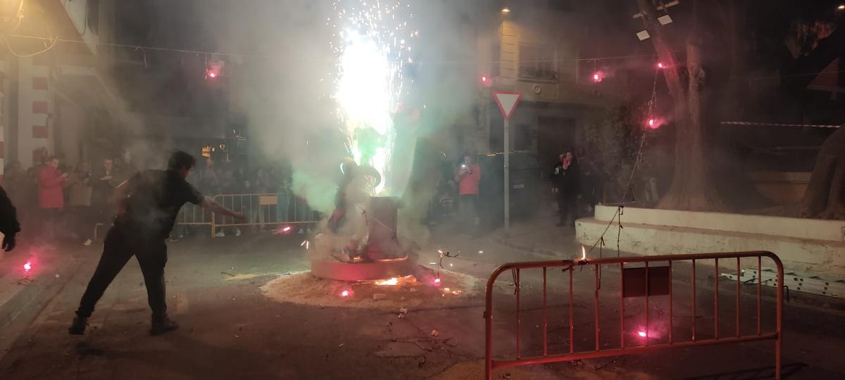Cremà de la falla infantil de La Palmera.