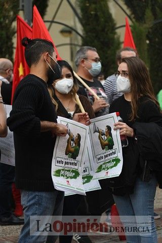 La Marea Verde toma Murcia en contra de un Gobierno con los expulsados de Vox