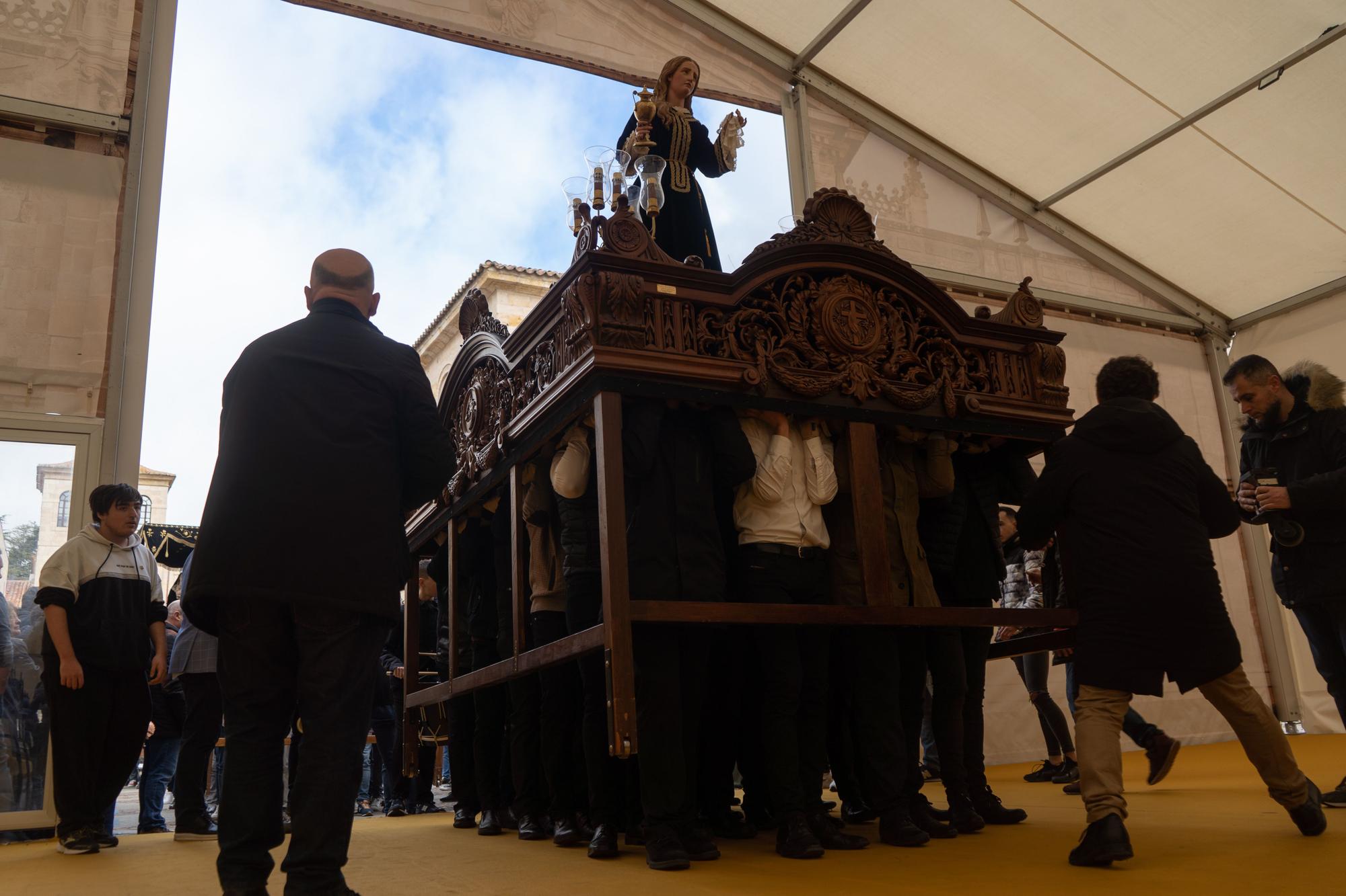 GALERÍA | Las mejores imágenes del traslado de pasos a la carpa de la Semana Santa de Zamora