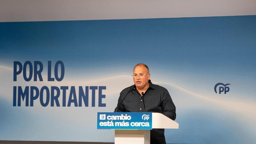 Tellado se remite a las explicaciones de Ayuso sobre el ático y arremete contra el Gobierno: "Se han pagado pisos a sobrinas de ministros"