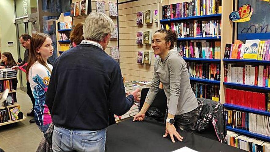 Núria Picas va presentar el seu llibre «Ara o mai» a l&#039;Abacus de Manresa