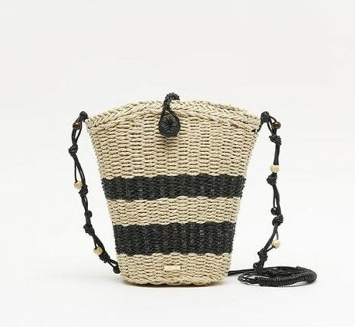 Bolso de rafia SOON de Misako (Precio: 22,99 euros)