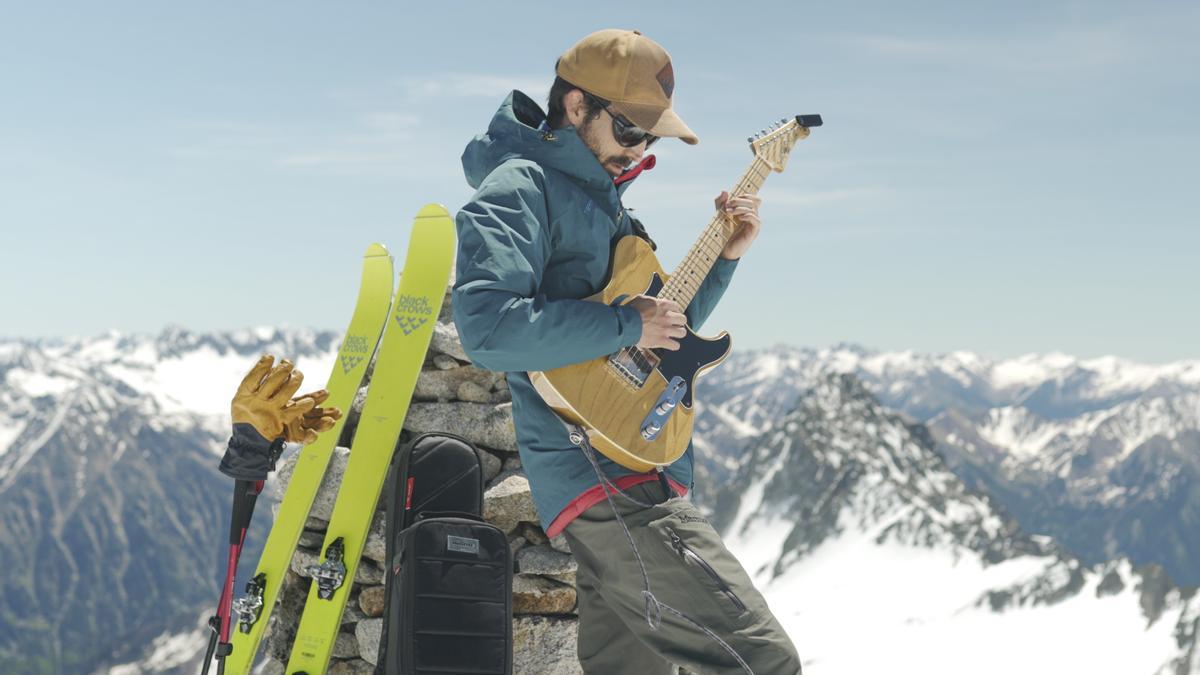 El guitarrista Jordi Mestre abrirá esta jornada del SoNna Huesca a través de su proyecto 'Soul Mountain', que fusiona la guitarra con el alpinismo.