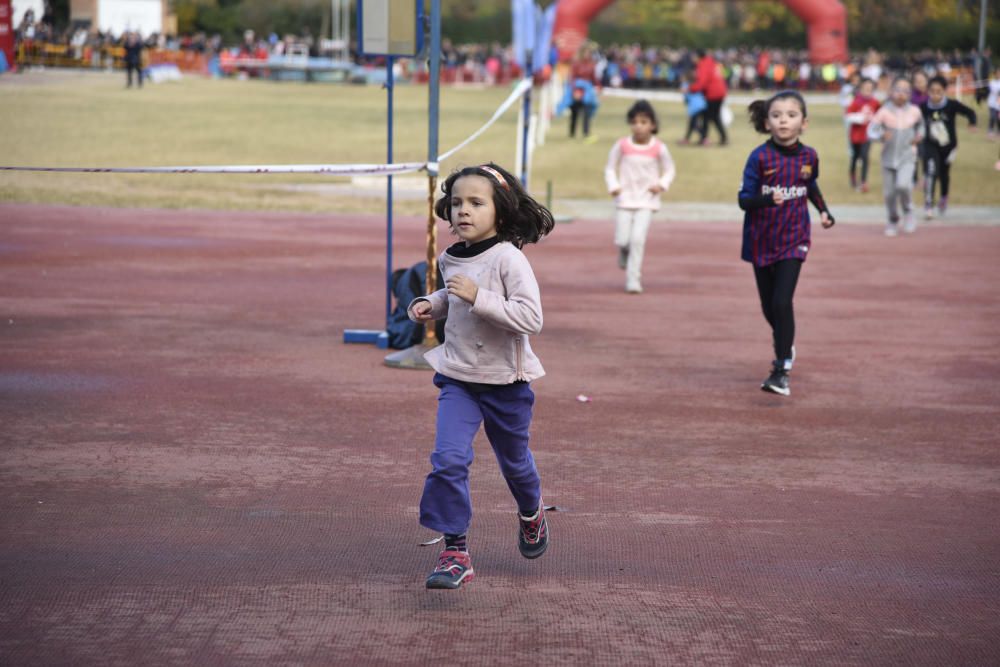 Uns 800 escolars donen relleu un any més al Cros de Manresa al Congost