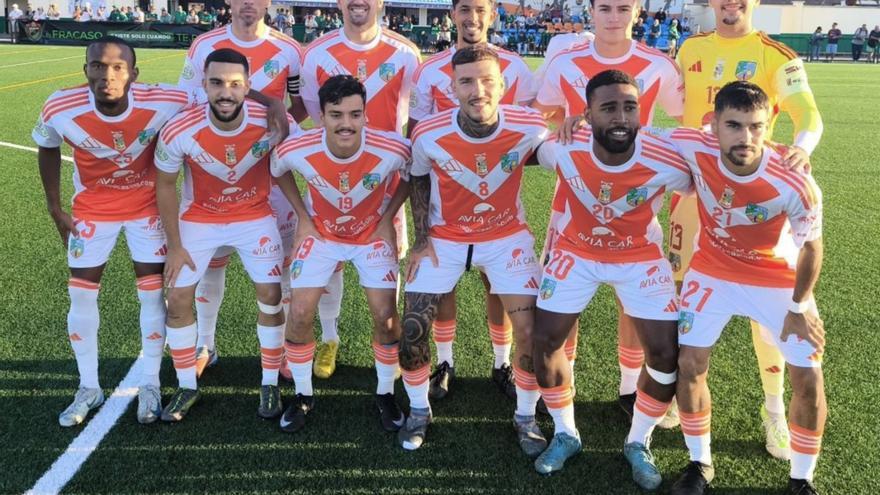 La formación inicial del San Fernando para medirse al Yaiza, ayer. | LP/DLP