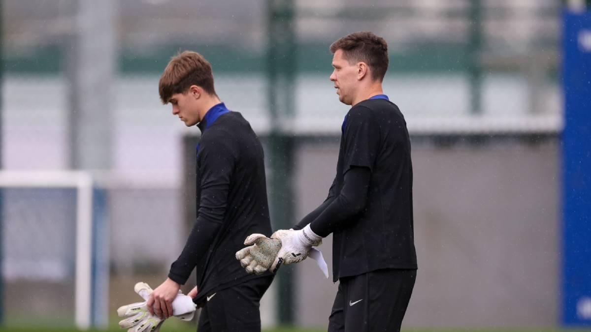 Flick: "¿Szczesny? Todos cometieron errores, ganamos y perdemos juntos"