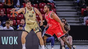 Joel Parra, en el partido de Euroliga ante Hapoel Tel Aviv
