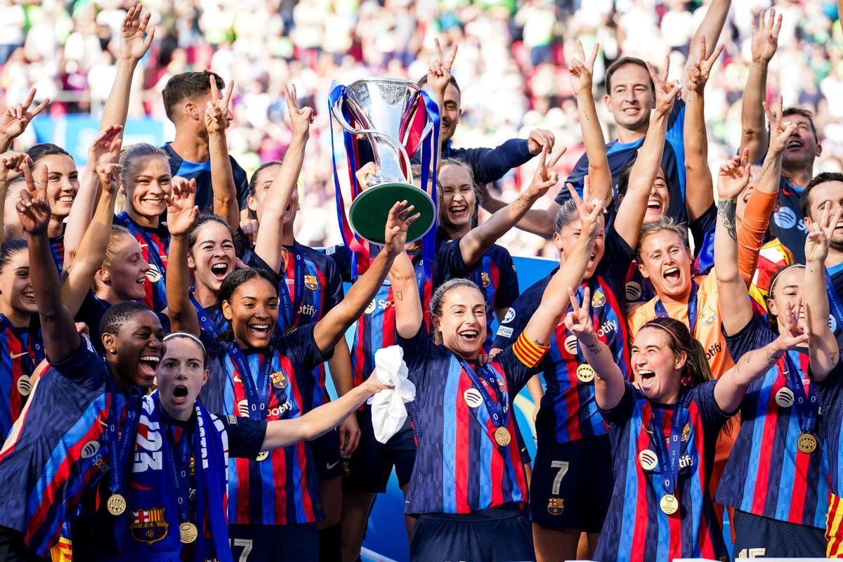FC Barcelona players celebrate after winning the UEFA Women's Champions League, Final football match between FC Barcelona and VfL Wolfsburg on June 3, 2023 at the PSV Stadion in Eindhoven, Netherlands - Photo Joris Verwijst / Orange Pictures / DPPI Joris Verwijst / Orange Pictures / Afp7 03/06/2023 ONLY FOR USE IN SPAIN. Joris Verwijst / Orange Pictures / Afp7 / Europa Press;2023;BARCELONA;BARCELONE;CHAMPIONS;FINAL;FINALE;FOOT;football;league;Soccer;Sport;UEFA;WOLFSBOURG;WOLFSBURG;Women;WOMENS;FOOTBALL - WOMEN'S CHAMPIONS LEAGUE - FINAL - BARCELONA v WOLFSBURG