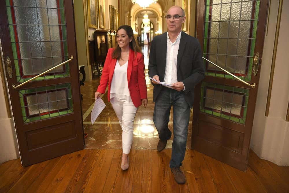 Se comprometen a impulsar la transformación de los muelles, pedir fondos para la ría y solicitar la devolución de terrenos en desuso.