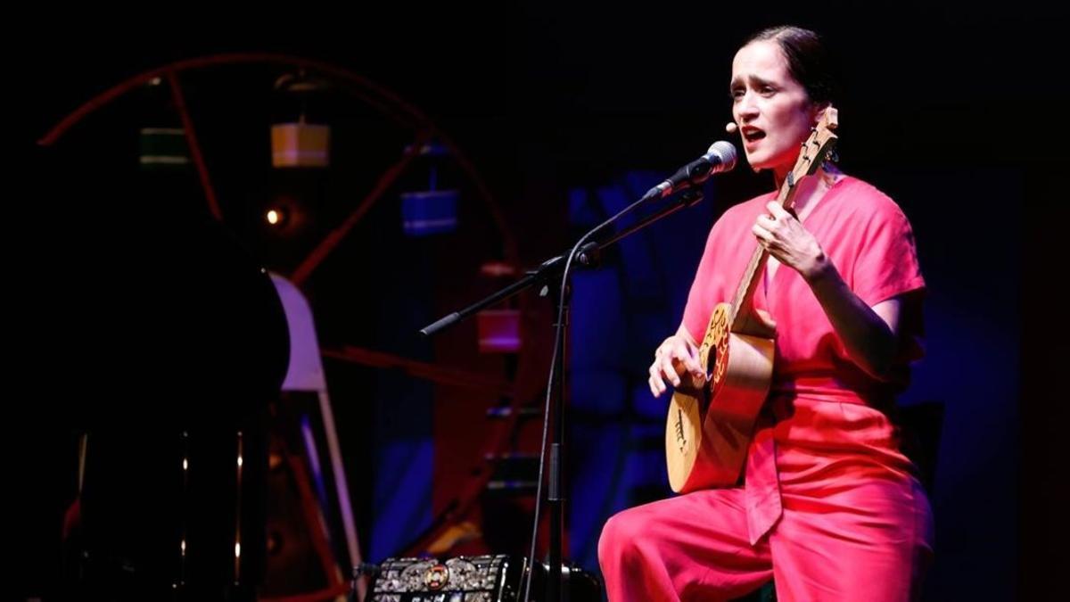 Un momento de la actuación de Julieta Venegas en el festival Primera Persona.