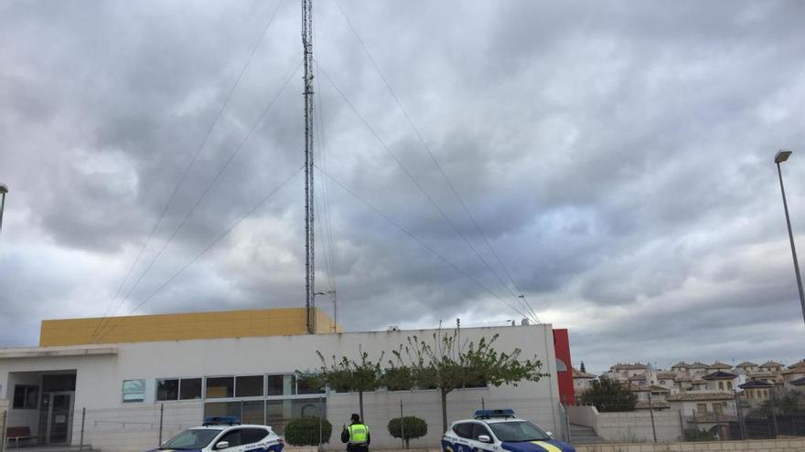 La Generalitat mejora las comunicaciones de los cuerpos de seguridad y emergencia en Orihuela Costa
