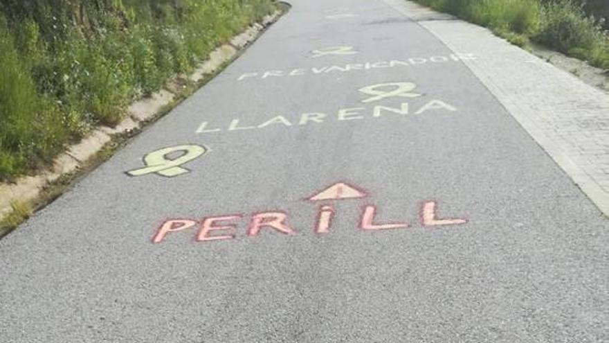 Noves pintades contra Llarena