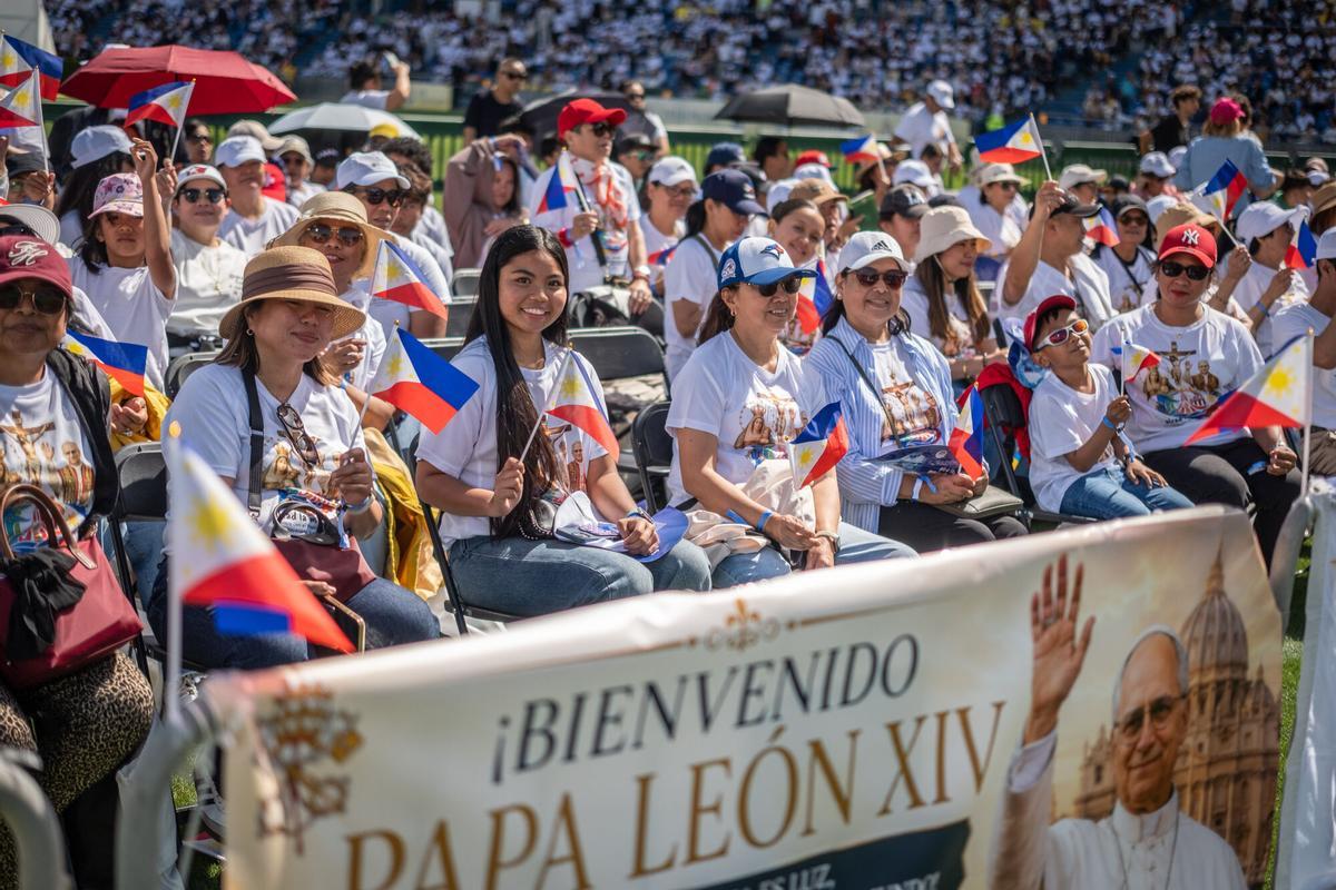 La misa del papa León XIV en el estadio de Gran Canaria