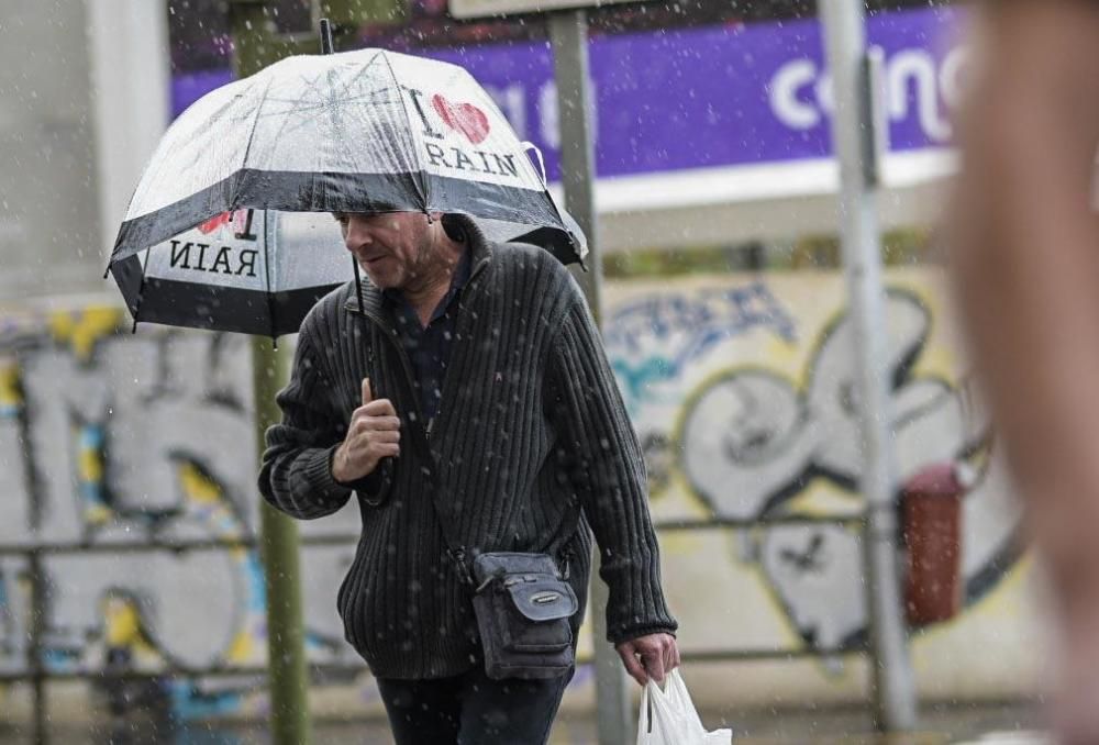 Temporal de viento, lluvia y oleaje en Tenerife