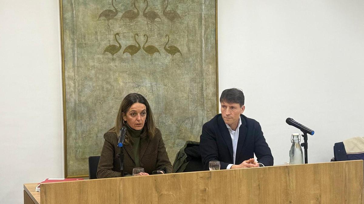 La consellera Nuria Martínez y Marcos Sanchis.