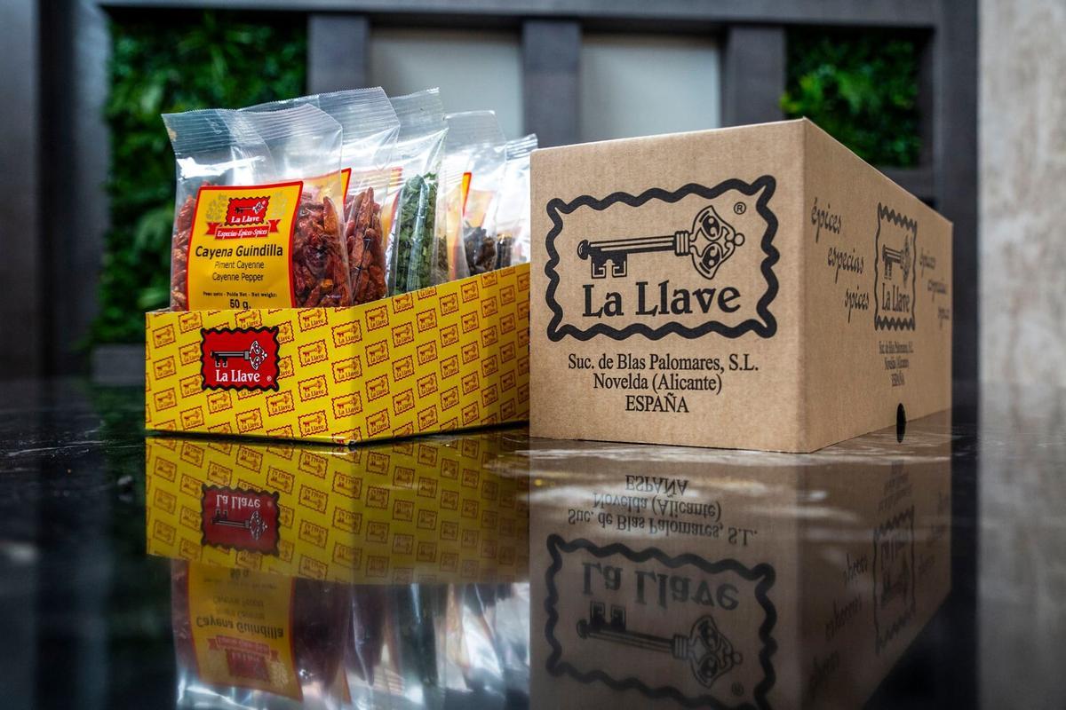 Su marca principal de La Llave presenta una gran variedad de productos.